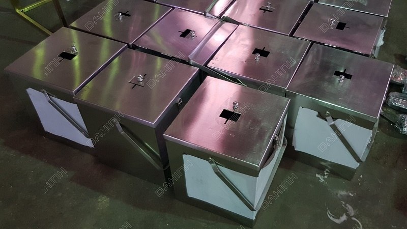Gia công, sản xuất thùng bảo ôn theo yêu cầu tại Xưởng cơ khí Đa Hình