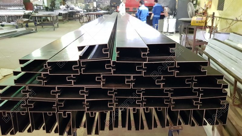 Gia công vách kính khung inox tại Hà Nội chất lượng cao