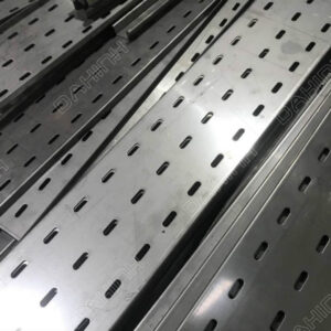 tam-inox-304-dot-lo-theo-yeu-cau-6
