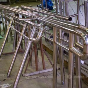 Chân trụ inox lan can, cầu thang