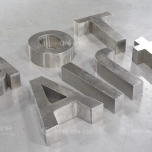 Gia công chữ nổi inox
