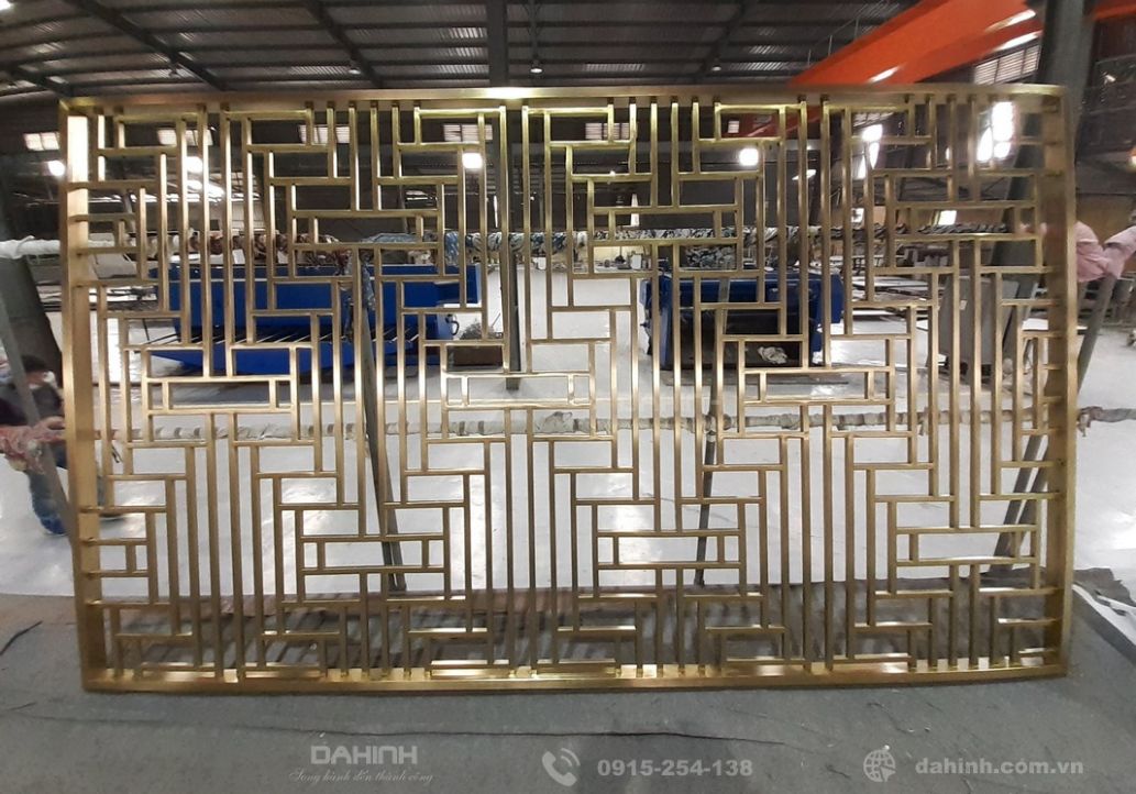 Vách ngăn Inox Mạ PVD